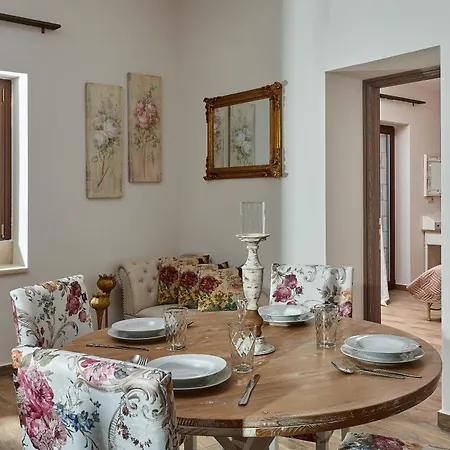 Orelia Cretan Deluxe Apartments Kamilari Exterior photo