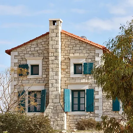 Orelia Cretan Deluxe Apartments Kamilari Exterior photo