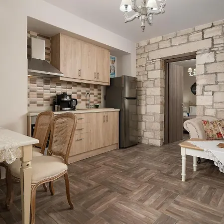 Orelia Cretan Deluxe Apartments Kamilari Exterior photo