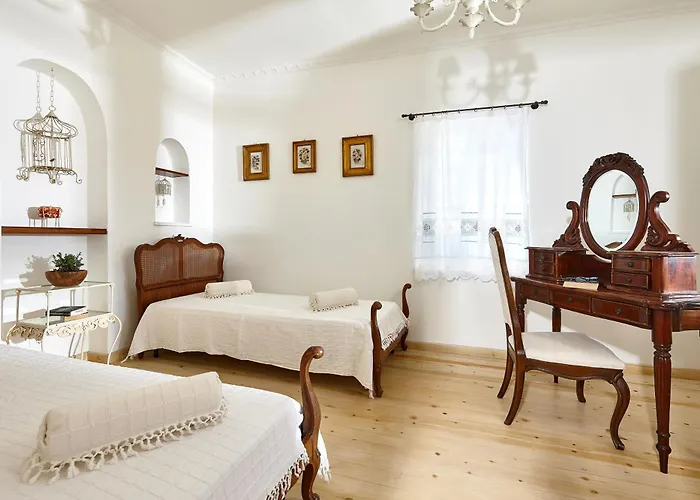 Orelia Cretan Deluxe Apartments