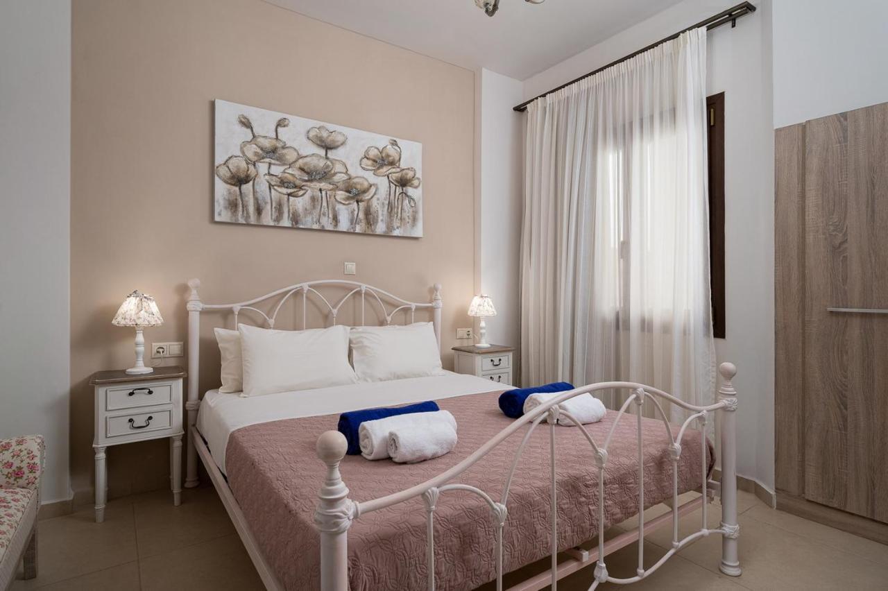 Orelia Cretan Deluxe Apartment Kamilari
