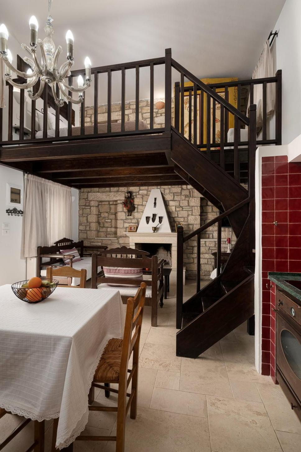 Orelia Cretan Deluxe Apartment Kamilari