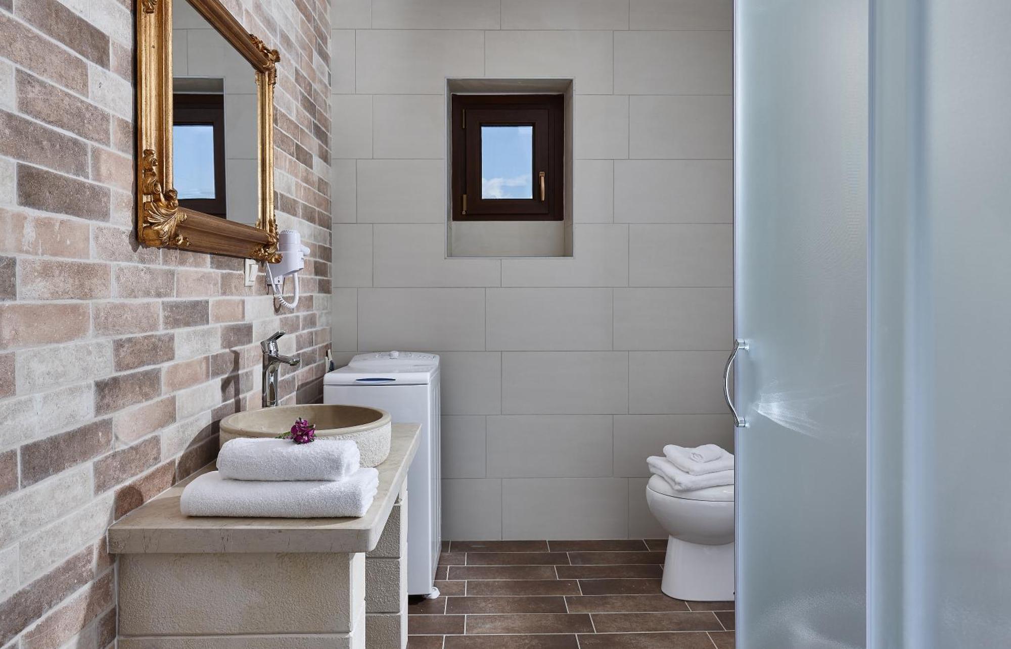 Orelia Cretan Deluxe Apartment Kamilari