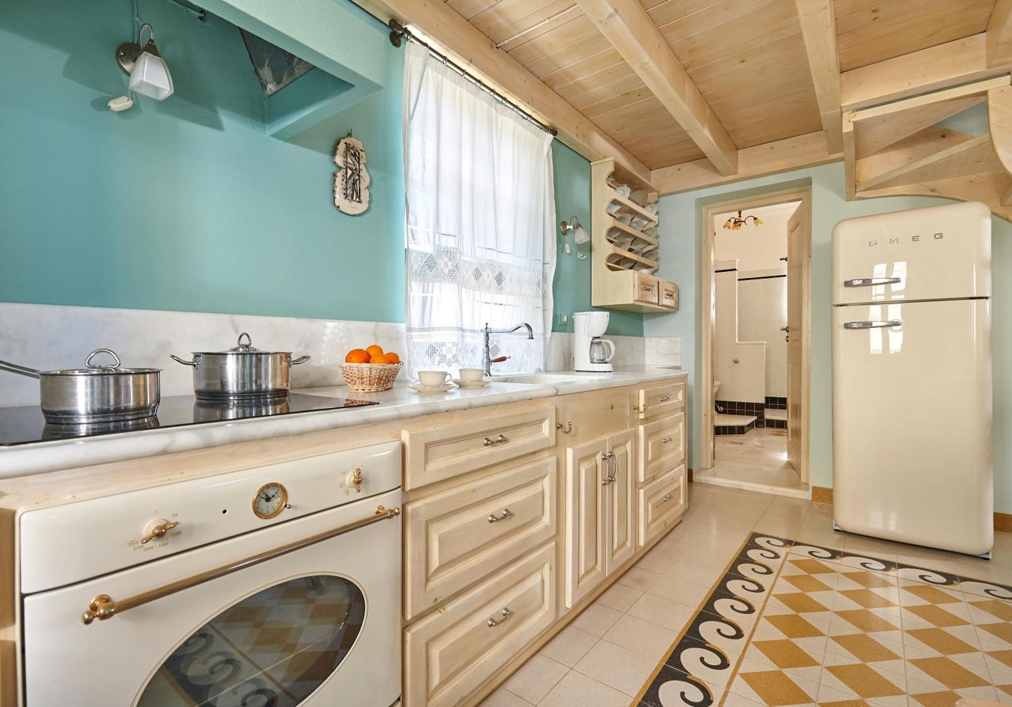 Orelia Cretan Deluxe