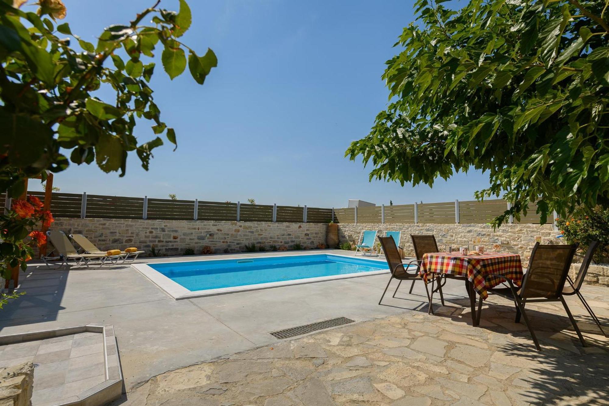 Orelia Cretan Deluxe *