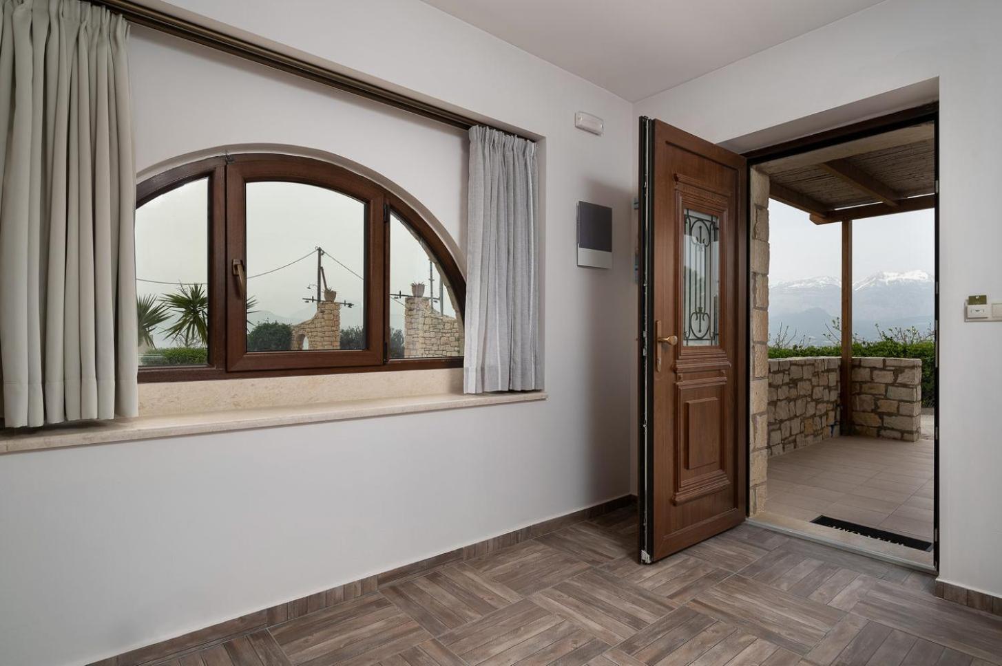 Orelia Cretan Deluxe Apartment *