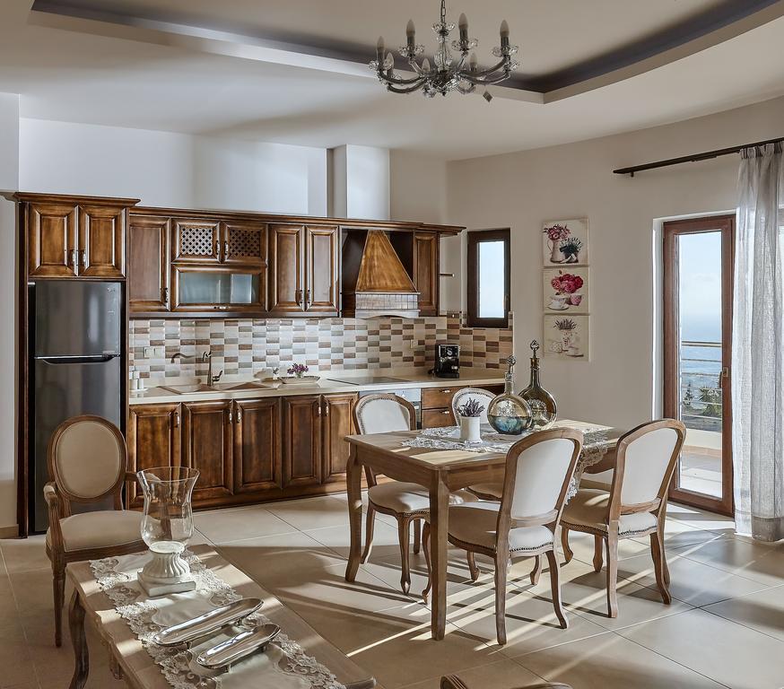 Orelia Cretan Deluxe Kamilari