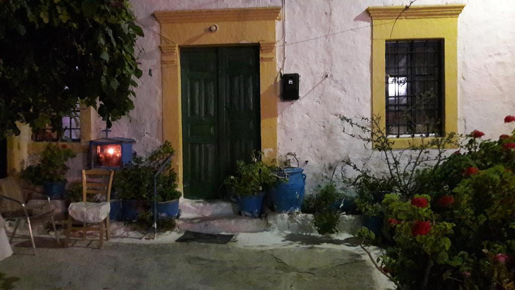 Orelia Cretan Deluxe